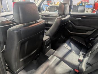 BMW X1 2.0 18d xLine SUV 5dr Diesel Manual xDrive Euro 5 (s/s) (143 ps)