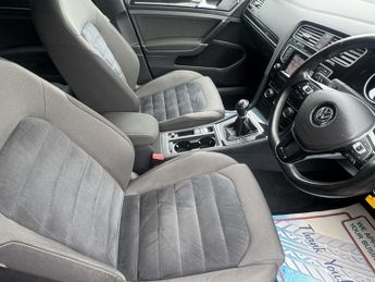 Volkswagen Golf 2.0 TDI BlueMotion Tech GT Hatchback 5dr Diesel Manual Euro 5 (s