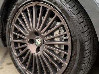 Alfa Romeo MiTo 1.4 TB MultiAir Collezione Hatchback 3dr Petrol TCT Euro 6 (s/s)