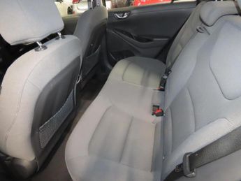 Hyundai IONIQ 38.3kWh Premium Hatchback 5dr Electric Auto (136 ps)