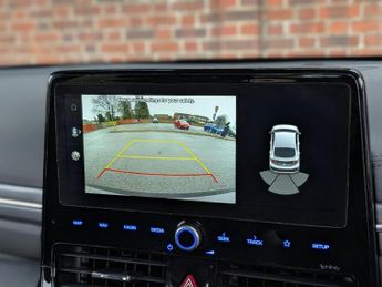 Hyundai IONIQ 38.3kWh Premium Hatchback 5dr Electric Auto (136 ps)