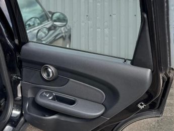 MINI Clubman 1.5 Cooper Estate 6dr Petrol Auto Euro 6 (s/s) (136 ps)