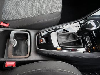 Vauxhall Grandland X 1.2 Turbo SE SUV 5dr Petrol Auto 8Spd Euro 6 (s/s) (130 ps)