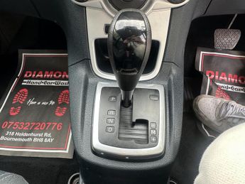 Ford Fiesta 1.4 Zetec Hatchback 5dr Petrol Automatic (154 g/km, 94 bhp)