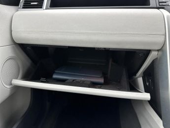 Land Rover Discovery Sport 2.0 TD4 SE Tech SUV 5dr Diesel Auto 4WD Euro 6 (s/s) (180 ps)