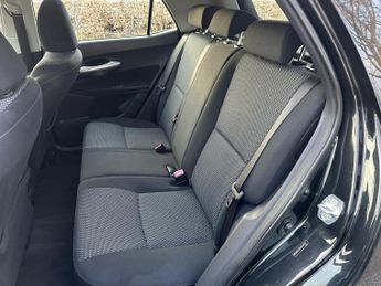 Toyota Auris 1.6 V-Matic TR Hatchback 5dr Petrol MultiMode Euro 5 (132 ps)