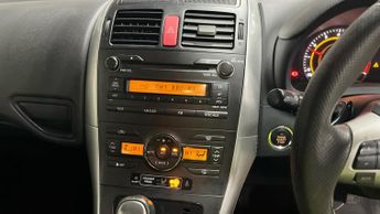 Toyota Auris 1.6 V-Matic TR Hatchback 5dr Petrol MultiMode Euro 5 (132 ps)