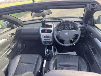 Vauxhall Tigra 1.8i Sport Convertible 2dr Petrol Manual (185 g/km, 123 bhp)