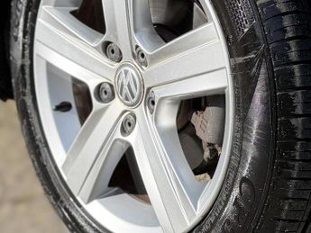 Volkswagen Golf 1.6 TDI BlueMotion Tech Match Hatchback 5dr Diesel DSG Euro 5 (s