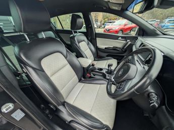 Kia Sportage 2.0 CRDi GT-Line SUV 5dr Diesel Manual AWD Euro 6 (134 bhp)