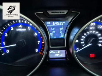 Hyundai Veloster 1.6 GDi Sport Hatchback 4dr Petrol Manual Euro 5 (140 ps)