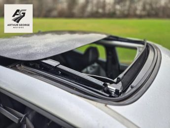 Hyundai Veloster 1.6 GDi Sport Hatchback 4dr Petrol Manual Euro 5 (140 ps)