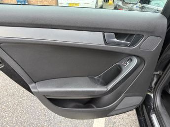 Audi A4 Avant 2.0 TDI SE Technik Estate 5dr Diesel Multitronic Euro 5 (s/s) (1