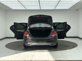 Mercedes-Benz E Class 2.0 E220d AMG Line Saloon 4dr Diesel G-Tronic+ Euro 6 (s/s) (194