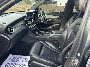 Mercedes-Benz GLC 2.1 GLC220d AMG Line SUV 5dr Diesel G-Tronic 4MATIC Euro 6 (s/s)