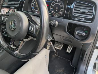 Volkswagen Golf 2.0 TSI R Hatchback 5dr Petrol DSG 4Motion Euro 6 (s/s) (310 ps)