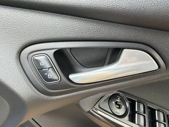 Ford Focus 1.0T EcoBoost Titanium Estate 5dr Petrol Auto Euro 6 (s/s) (125 