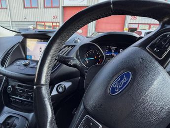 Ford Kuga 1.5T EcoBoost Titanium SUV 5dr Petrol Auto AWD Euro 6 (s/s) (182