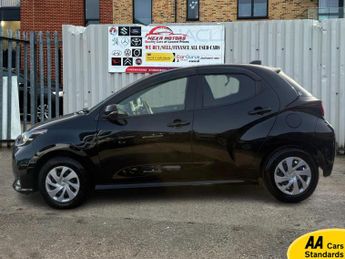 Toyota Yaris 1.5 VVT-h Design Hatchback 5dr Petrol Hybrid E-CVT Euro 6 (s/s) 