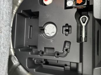 Nissan Juke 1.6 Tekna SUV 5dr Petrol XTRON Euro 6 (117 ps)