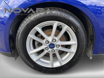 Ford C-Max 1.0T EcoBoost Zetec MPV 5dr Petrol Manual Euro 6 (s/s) (125 ps)