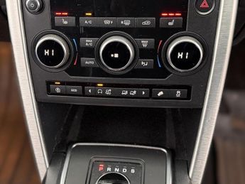 Land Rover Discovery Sport 2.0 TD4 SE Tech SUV 5dr Diesel Auto 4WD Euro 6 (s/s) (180 ps)