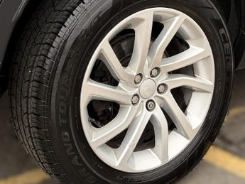 Land Rover Discovery Sport 2.0 TD4 SE Tech SUV 5dr Diesel Auto 4WD Euro 6 (s/s) (180 ps)