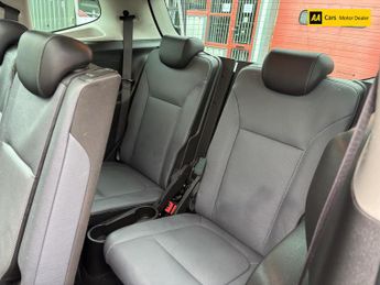 Vauxhall Zafira Tourer 2.0 CDTi Elite MPV 5dr Diesel Auto Euro 5 (165 ps)