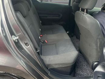 Toyota Yaris 1.5 VVT-h Excel Hatchback 5dr Petrol Hybrid E-CVT Euro 6 (Safety