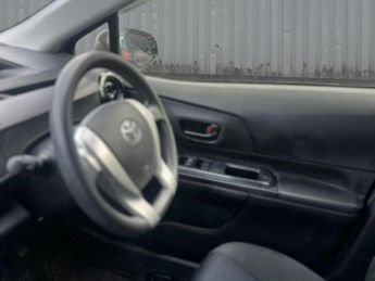 Toyota Yaris 1.5 VVT-h Excel Hatchback 5dr Petrol Hybrid E-CVT Euro 6 (Safety