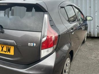 Toyota Yaris 1.5 VVT-h Excel Hatchback 5dr Petrol Hybrid E-CVT Euro 6 (Safety