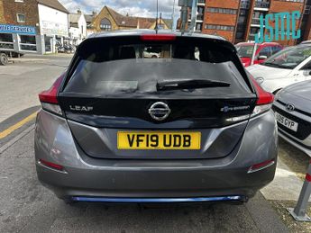 Nissan Leaf 40kWh N-Connecta Hatchback 5dr Electric Auto (150 ps)