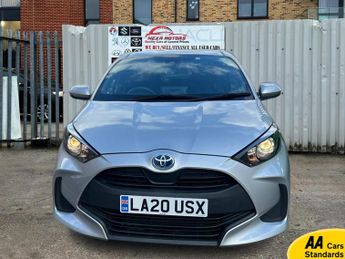 Toyota Yaris 1.5 VVT-h Design Hatchback 5dr Petrol Hybrid E-CVT Euro 6 (s/s) 