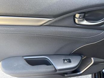 Honda Civic 1.0 VTEC Turbo SR Hatchback 5dr Petrol CVT Euro 6 (s/s) (126 ps)