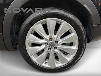 Vauxhall Grandland X 1.2 Turbo Elite Nav SUV 5dr Petrol Manual 6Spd Euro 6 (s/s) (130