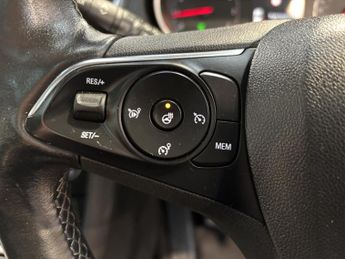 Vauxhall Grandland X 1.2 Turbo Elite Nav SUV 5dr Petrol Manual 6Spd Euro 6 (s/s) (130