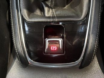 Vauxhall Grandland X 1.2 Turbo Elite Nav SUV 5dr Petrol Manual 6Spd Euro 6 (s/s) (130