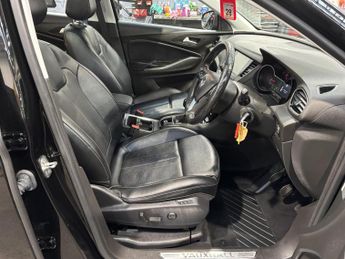 Vauxhall Grandland X 1.2 Turbo Elite Nav SUV 5dr Petrol Manual 6Spd Euro 6 (s/s) (130