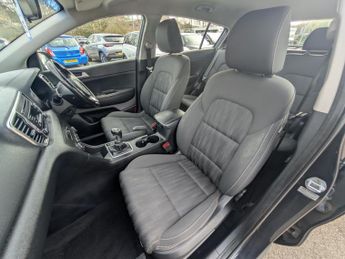 Kia Sportage 1.7 CRDi 1 SUV 5dr Diesel Manual Euro 6 (s/s) (114 bhp)