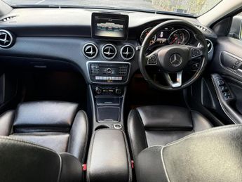 Mercedes-Benz A Class 1.5 A180d Sport (Premium) Hatchback 5dr Diesel 7G-DCT Euro 6 (s/