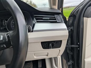 Volkswagen Passat 2.0 TDI BlueMotion Tech SE Business Saloon 4dr Diesel DSG Euro 6