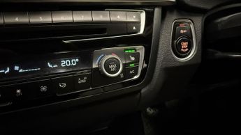 BMW 4 Series 2.0 420i M Sport Coupe 2dr Petrol Auto Euro 6 (s/s) (184 ps)