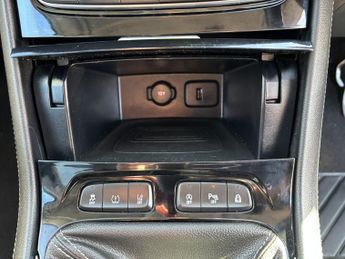 Vauxhall Grandland X 1.2 Turbo SE Premium SUV 5dr Petrol Manual Euro 6 (s/s) (130 ps)