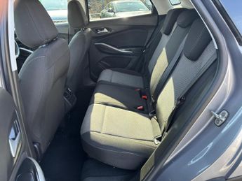 Vauxhall Grandland X 1.2 Turbo SE Premium SUV 5dr Petrol Manual Euro 6 (s/s) (130 ps)
