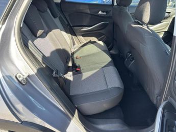 Vauxhall Grandland X 1.2 Turbo SE Premium SUV 5dr Petrol Manual Euro 6 (s/s) (130 ps)