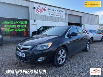 Vauxhall Astra 2.0 CDTi SRi Hatchback 5dr Diesel Auto Euro 5 (165 ps)