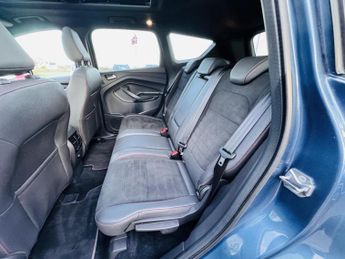 Ford Kuga 2.0 TDCi EcoBlue ST-Line Edition SUV 5dr Diesel Powershift AWD E