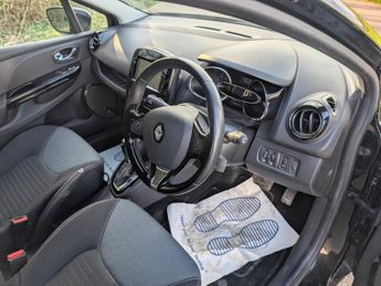 Renault Clio 1.5 dCi Dynamique S MediaNav Hatchback 5dr Diesel EDC Euro 5 (90