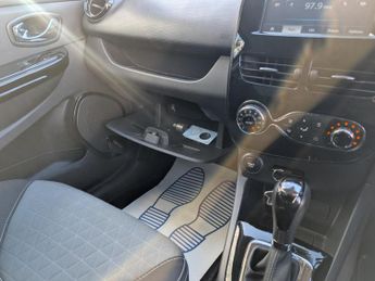 Renault Clio 1.5 dCi Dynamique S MediaNav Hatchback 5dr Diesel EDC Euro 5 (90