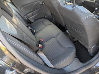 Renault Clio 1.5 dCi Dynamique S MediaNav Hatchback 5dr Diesel EDC Euro 5 (90